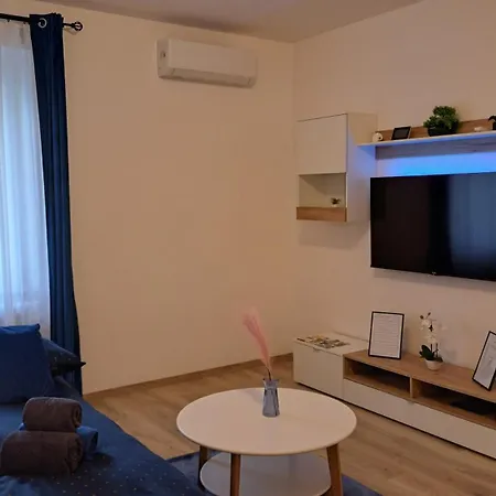 Erkel Apartamento *